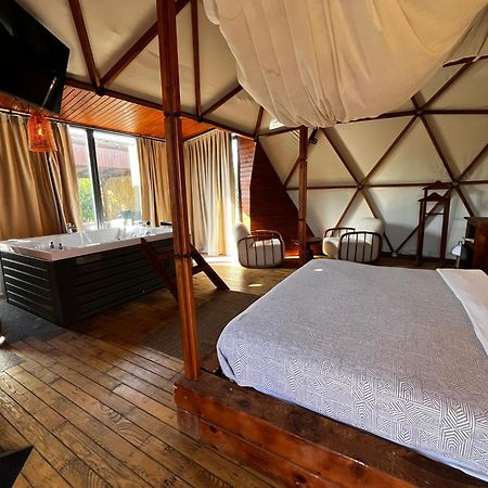 ホテル Mandalin Glamping セルチュク エクステリア 写真