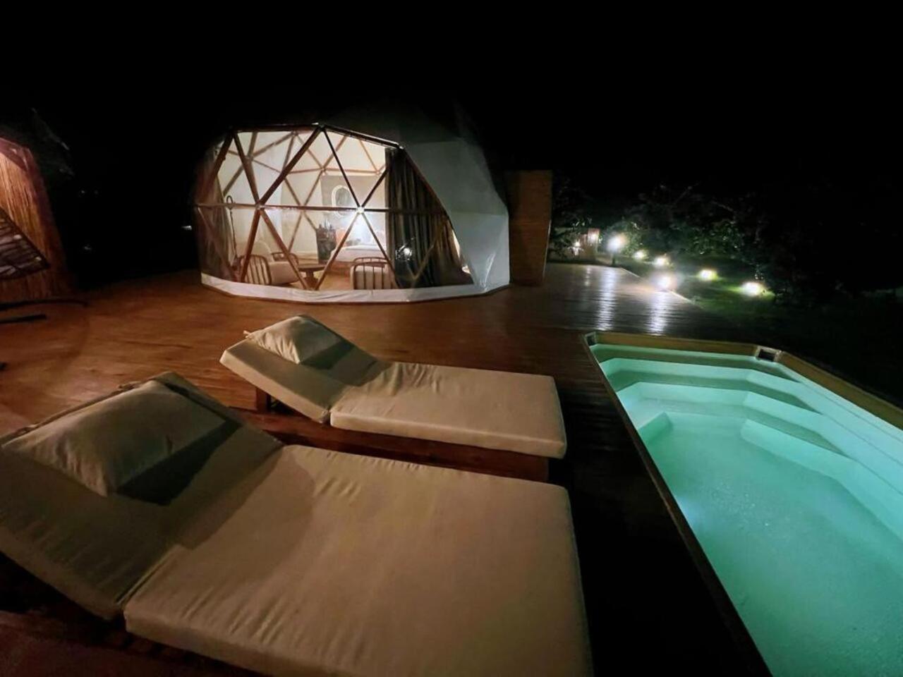 ホテル Mandalin Glamping セルチュク エクステリア 写真