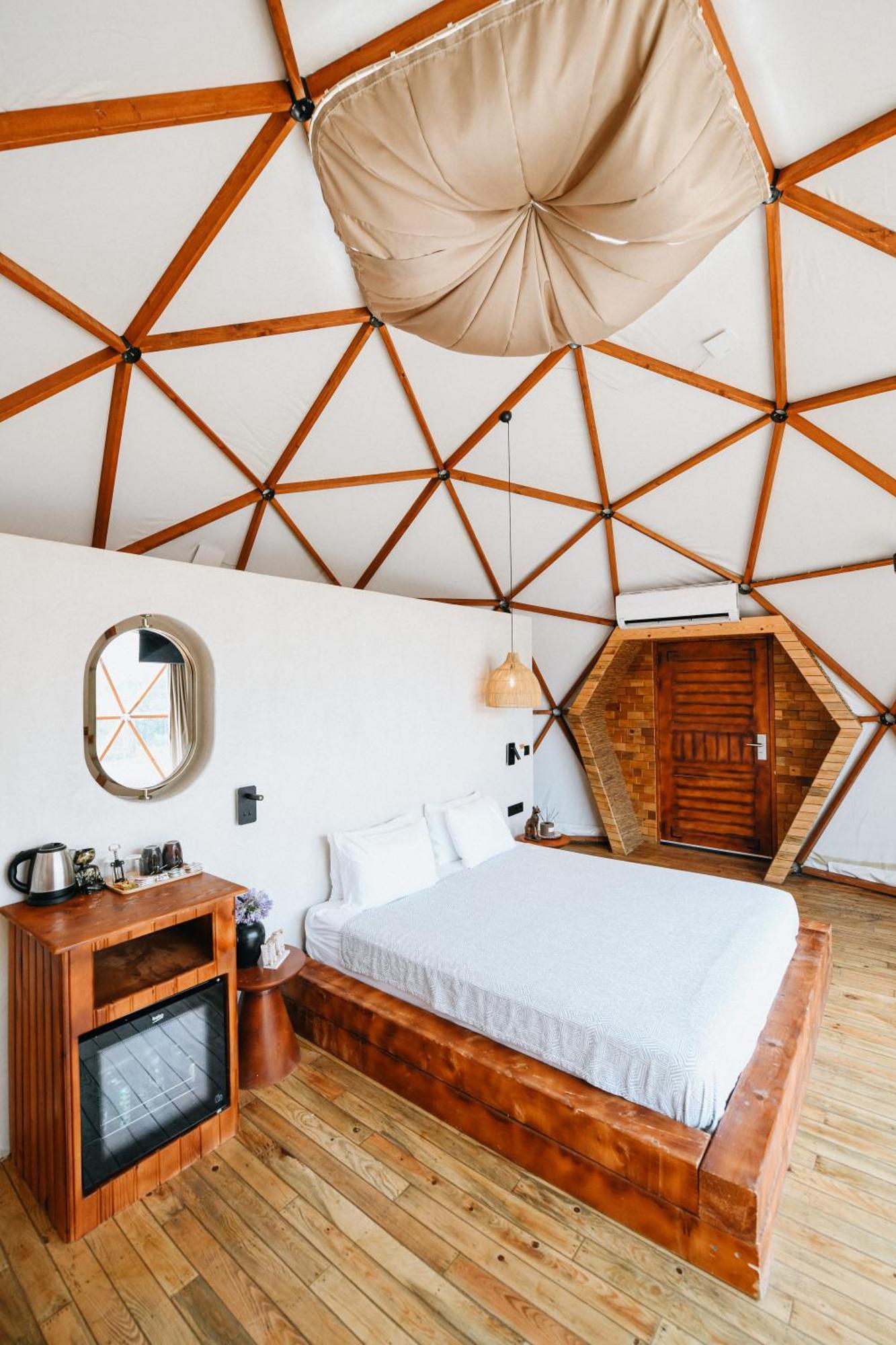 ホテル Mandalin Glamping セルチュク エクステリア 写真